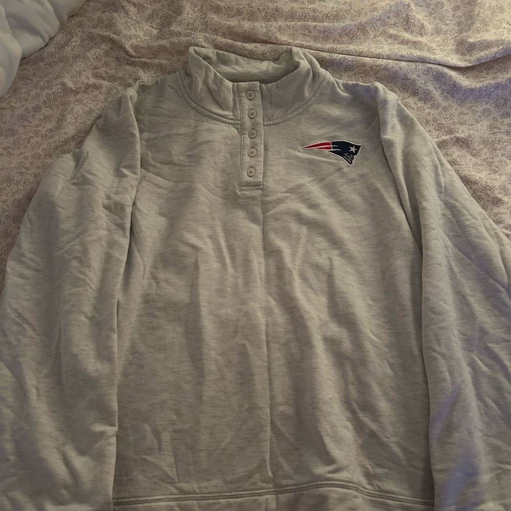 Gray Pullover with Logo